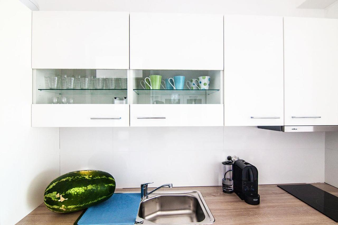 Apartments Atrium Blue Ražanac Екстериор снимка