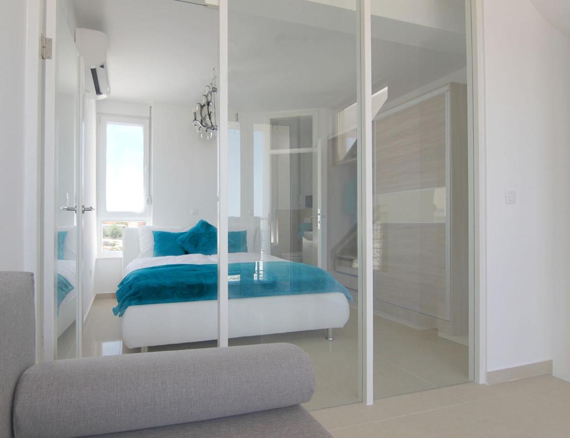 Apartments Atrium Blue Ražanac Екстериор снимка
